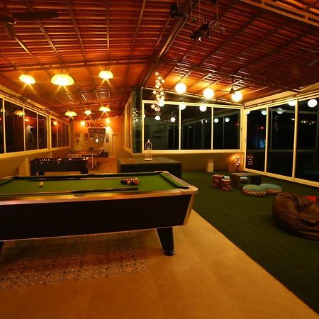 Acons Palm Beach Alibaug Esterno foto