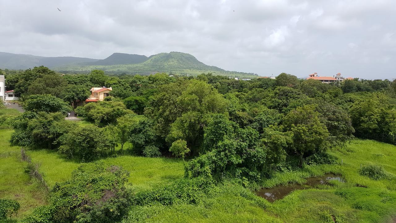 Acons Palm Beach Alibaug Esterno foto